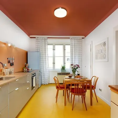 Daire Colorful *