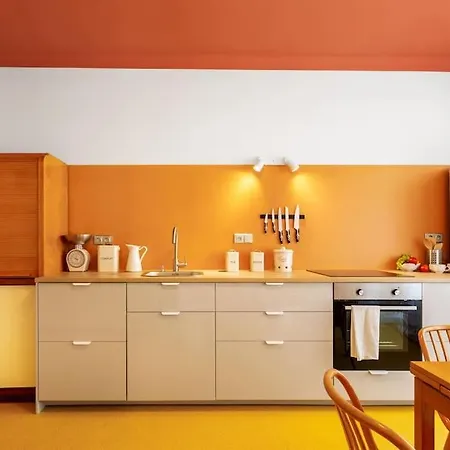 Apartment Colorful *